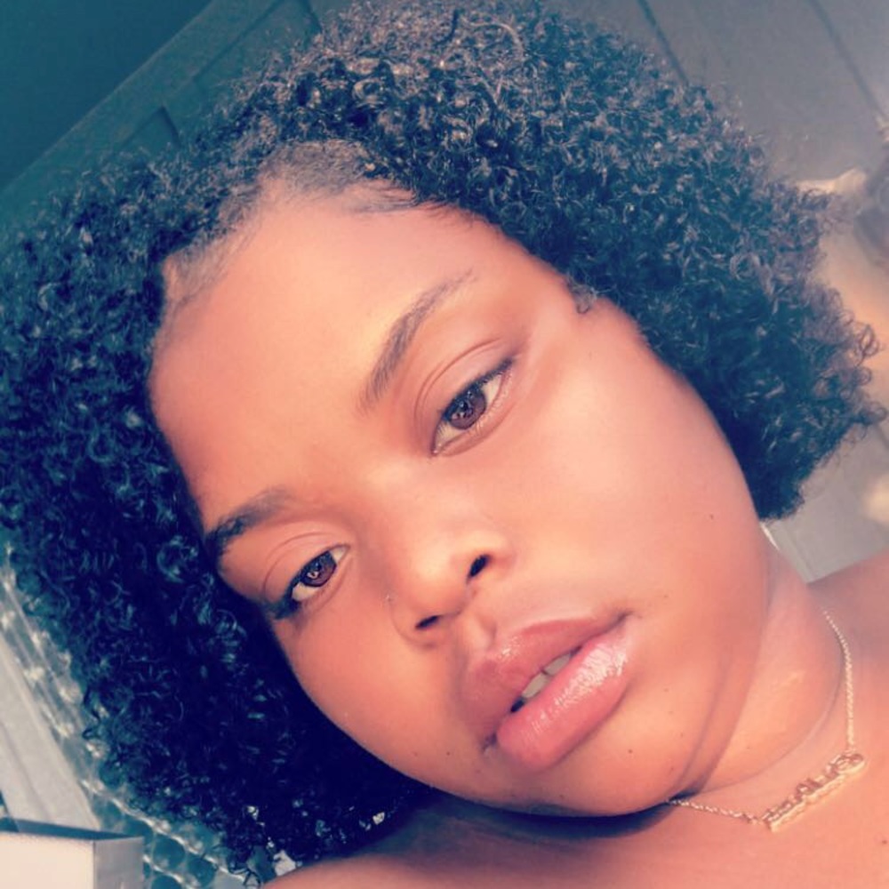 Meet your Posher, Mikiah